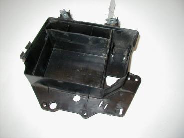 Batteriefach Batteriekasten Batteriehalter Honda FES 125 Pantheon, JF05, 98-03
