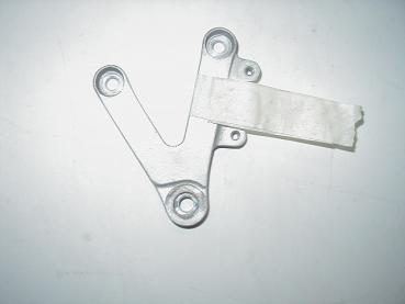 Fußrastenhalteplatte vorne links Honda CBR 400 RR, 90-99