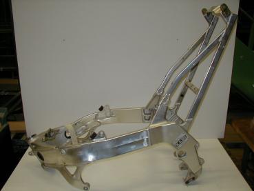 Rahmen mit Brief Suzuki GSX-R 400, 88-89