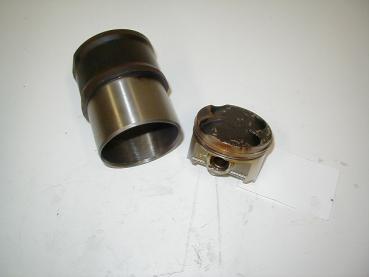 Zylinderlaufbuchse Kolben Thunderbird Sport, 98-00