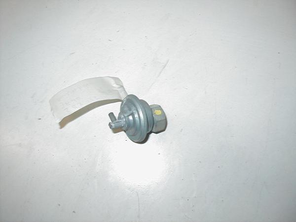 Benzinhahn Honda SES 125 Dylan, 02-06