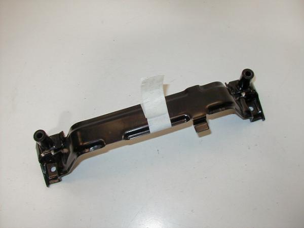 Tankhalter (Querriegel) Tank-Halter Benzintank Honda PS 125i, JF17, 06-12