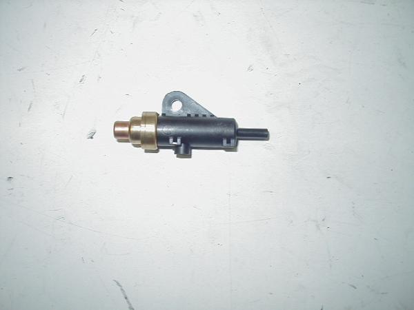 Lufteinlass-Kontrollventil im Luftfilterkasten Honda SH 125, JF09, 02-04