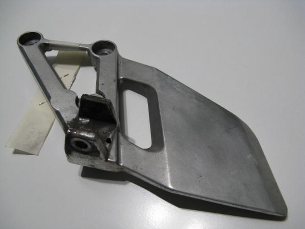 Fußrastenhalteplatte Halter Fußraste Raste vorne li. Honda CBR 600 F PC31, 95-96