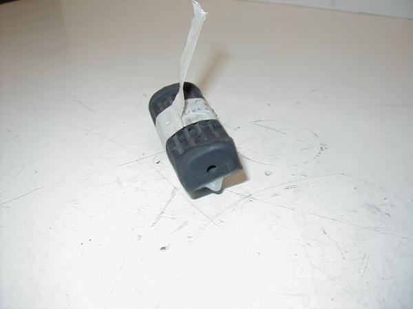 Fußraste hinten links Soziusraste Foot Peg Honda VF 750 F, RC15, 83-86