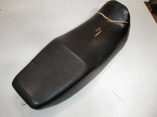 Sitzbank Sitz Sitzkissen Sattel Seat Saddle Honda VF 750 F, RC15, 83-86
