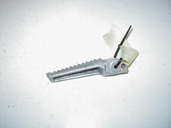 Fußraste hinten links Soziusraste Raste Honda CBR 1100 XX, 96-98