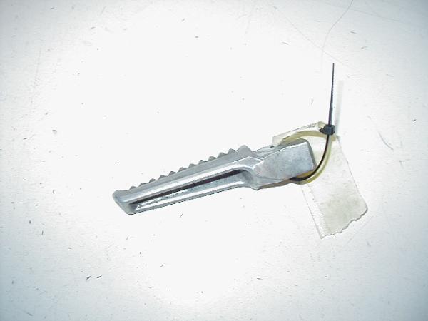 Fußraste hinten rechts Soziusraste Raste Honda CBR 1100 XX, 96-98