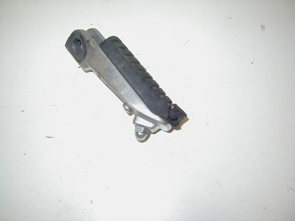 Fußraste Fahrerraste Raste vorne rechts Kawasaki ZX-9R, ZX900C, 98-99