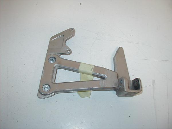 Fußrastenhalteplatte hinten links Suzuki GSF 400 Bandit