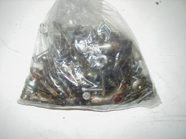 Schrauben + Kleinteile Motor GSF 650 S Bandit ABS 05-06