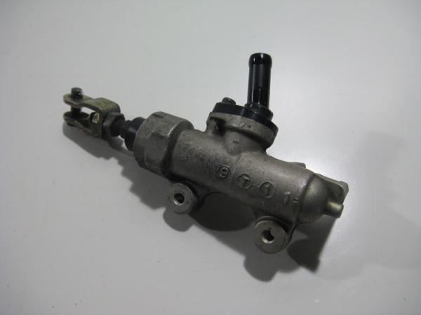 Bremszylinder hinten Bremspumpe Rear Brake Suzuki GSX 750 F, 89-97