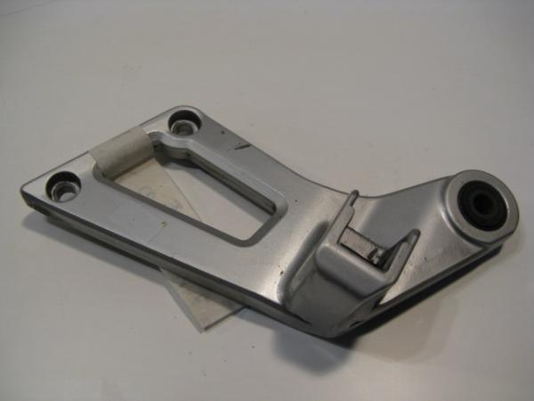 Fußrastenhalter Halter Fußraste Raste hinten links Suzuki GSX 1100 F, 89-96