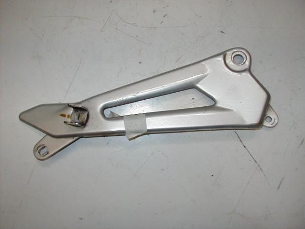 Fußrastenhalteplatte hinten rechts Yamaha YBR 125 05-06