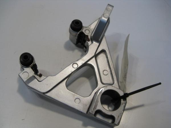 Bremsankerplatte Bremssattel-Halter hinten Yamaha YZF-R6, RJ03, 01-02