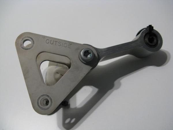 Federbein-Umlenkung Umlenkhebel Feder Dämpfer Triumph TT 600, 00-03