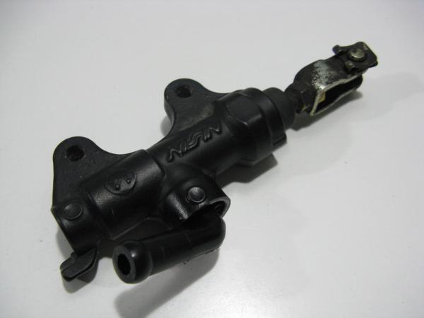 Hauptbremszylinder Bremszylinder Bremspumpe hi. Triumph Sprint ST 955 T695 99-01