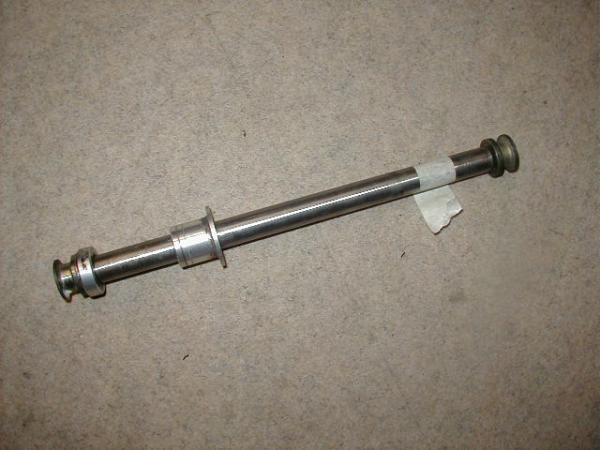 Hinterradsteckachse Triumph Trophy 1200, 91-92