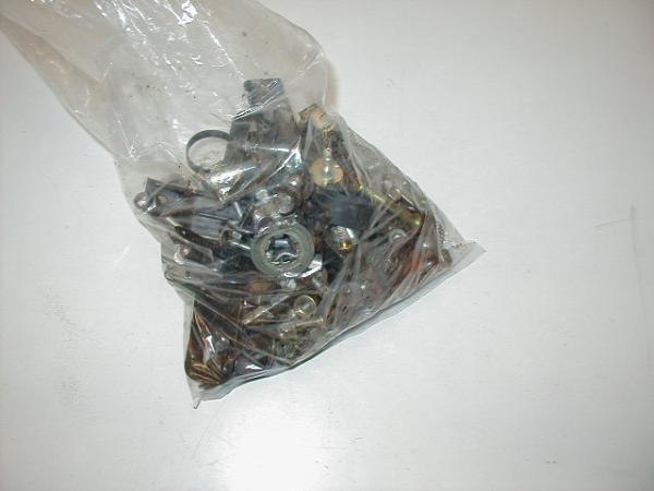 Schrauben + Kleinteile Hyosung GV 125 Aquila, 99-07