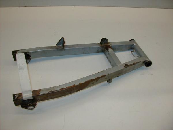 Schwinge Hyosung GA 125 Cruise, 96-97