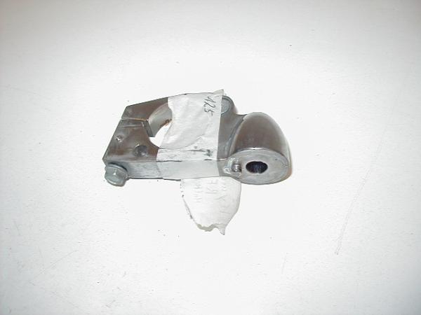 Blinkerhalter vorne re Kymco Meteorit Cruiser 125 99-00