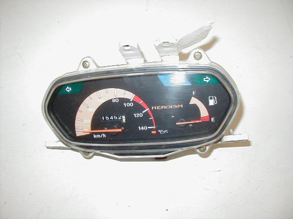 Cockpitarmaturen Kymco Calypso 125, 96-98